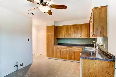 2133 E Mile Rd, Springfield, OH 45503 photo 8