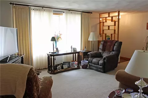1919 Kimberly, Springfield, OH 45503 photo 2