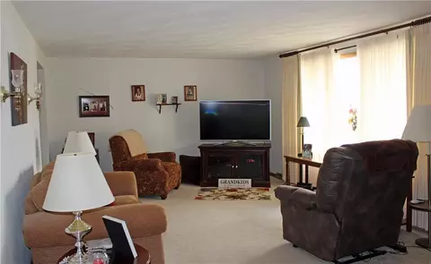 1919 Kimberly, Springfield, OH 45503 photo 3