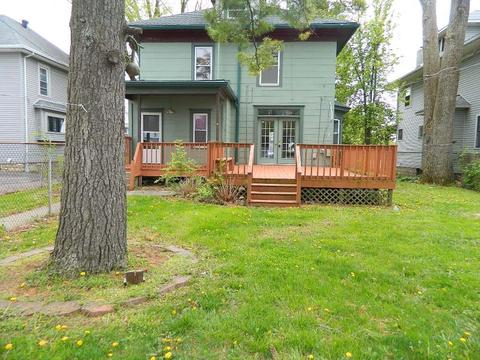 1429 N Limestone St, Springfield, OH 45503 photo 2