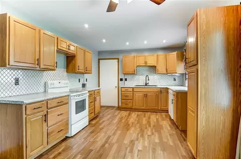 3246 Rhea, Springfield, OH 45502 photo 6