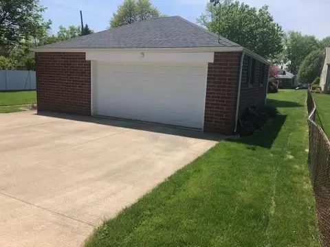 844 Foraker, Sidney, OH 45365 photo 2