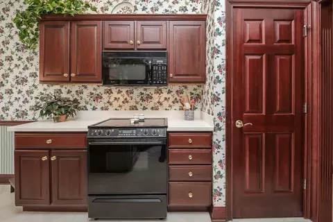 1310 Kingsgate Rd, Springfield, OH 45503 photo 5