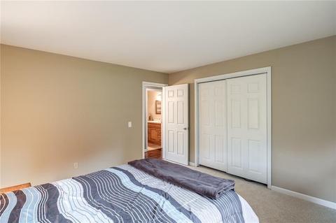 1033 Crystal Ln, Springfield, OH 45502 photo 17