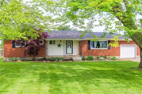 4810 Bosart Rd, Springfield, OH 45503 photo 3
