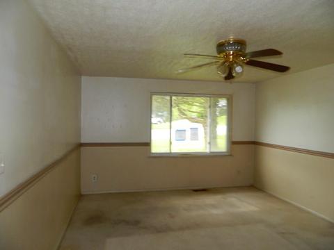 1259 S Burnett Rd, Springfield, OH 45505 photo 6