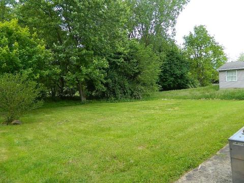 1259 S Burnett Rd, Springfield, OH 45505 photo 3