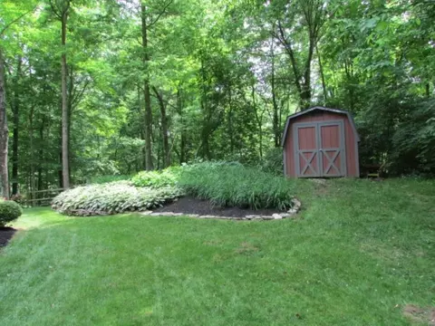 440 Aberfelda Dr, Springfield, OH 45504 photo 5