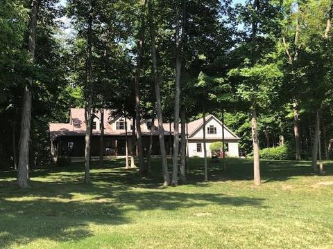 696 Stonecroft, Springfield, OH 45502 photo 2