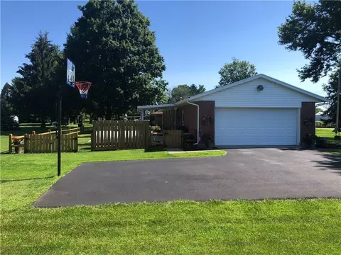 5125 Old Clifton Rd, Springfield, OH 45502 photo 8