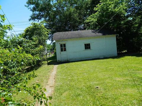 2124 Erie Ave, Springfield, OH 45505 photo 3