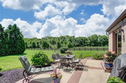 489 Longford Close, Springfield, OH 45503 photo 9