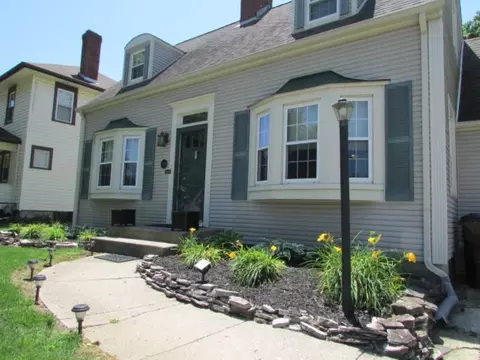 729 W Second St, Springfield, OH 45504 photo 2
