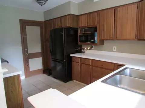 729 W Second St, Springfield, OH 45504 photo 15
