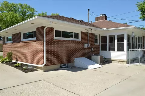 1208 Redbud, Springfield, OH 45504 photo 18