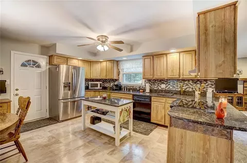 4627 S Plateau Dr, Springfield, OH 45502 photo 9