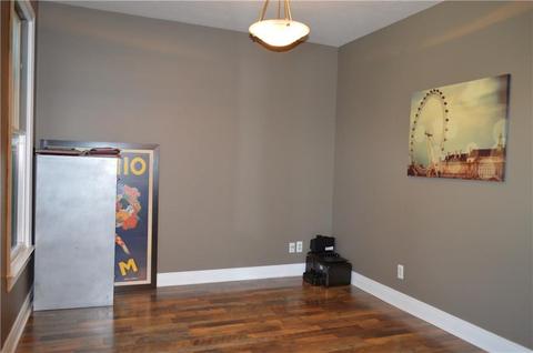 2440 Greystone, Springfield, OH 45503 photo 5