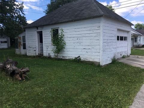 821 N Main St, Celina, OH 45822 photo 4