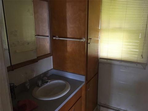 821 N Main St, Celina, OH 45822 photo 14