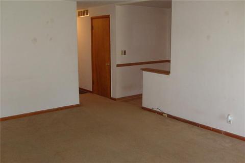 1133 Ferndale Ln, Springfield, OH 45503 photo 3