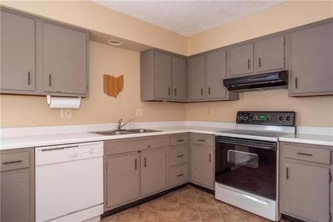 835 Clareridge Ln, Dayton, OH 45458 photo 2