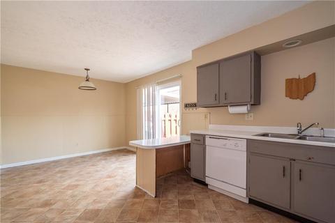 835 Clareridge Ln, Dayton, OH 45458 photo 5