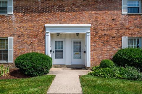 835 Clareridge Ln, Dayton, OH 45458 photo 1