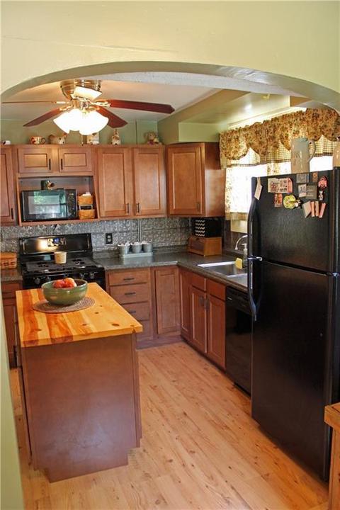 124 E Mccreight Ave, Springfield, OH 45504 photo 8