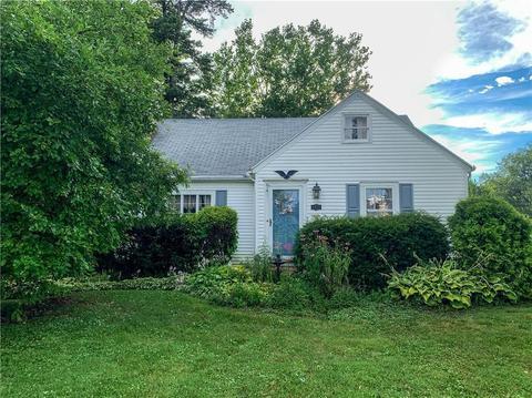 2323 N Limestone St, Springfield, OH 45503 photo 4