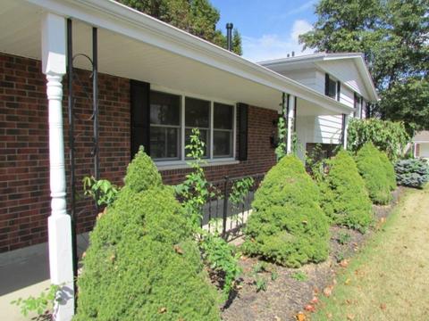 2823 Home Orchard Dr, Springfield, OH 45503 photo 3