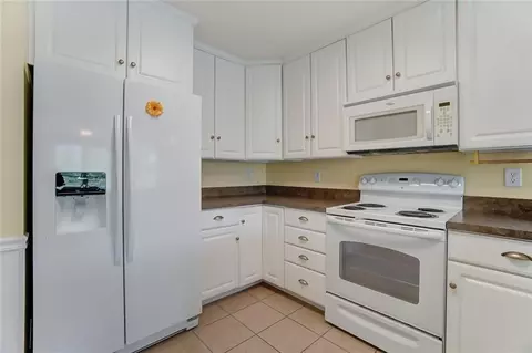 284 Hampton Trl, Springfield, OH 45502 photo 14