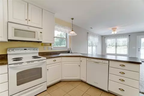 284 Hampton Trl, Springfield, OH 45502 photo 16
