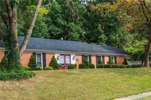 357 Forestview Dr, Fairborn, OH 45324 photo 2