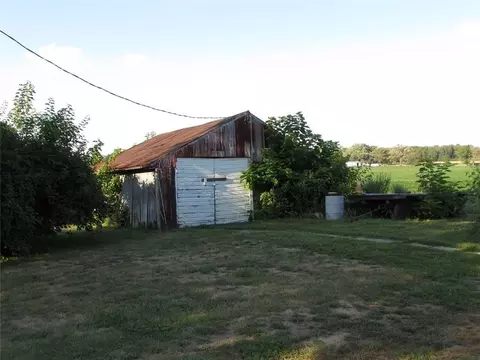 5238 Fletcher Chapel, Springfield, OH 45502 photo 10