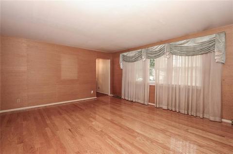 841 Weybridge Dr, Springfield, OH 45503 photo 5
