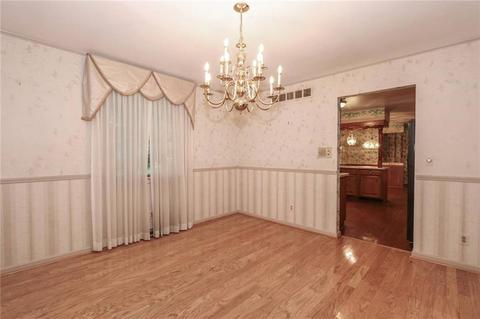 841 Weybridge Dr, Springfield, OH 45503 photo 8