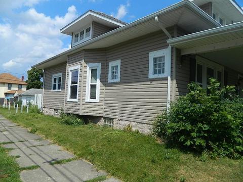 550 E Cassilly St, Springfield, OH 45503 photo 3