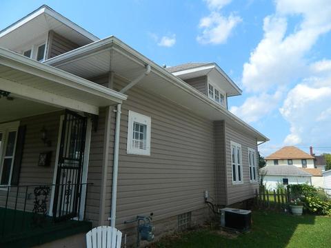 550 E Cassilly St, Springfield, OH 45503 photo 2