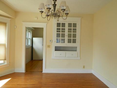 550 E Cassilly St, Springfield, OH 45503 photo 7