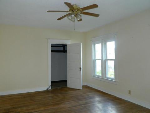 550 E Cassilly St, Springfield, OH 45503 photo 11