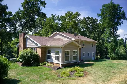 1918 Devon Dr, Springfield, OH 45503 photo 4