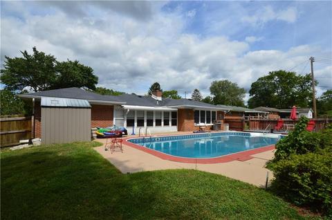 1901 Granada Dr, Springfield, OH 45503 photo 2