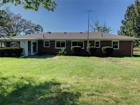 2628 S Burnett Rd, Springfield, OH 45505 photo 4