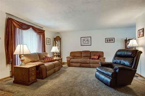 1504 Marinette Dr, Springfield, OH 45503 photo 6
