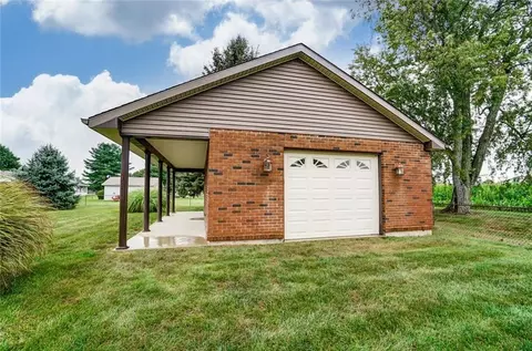 4062 Chico Ct, Springfield, OH 45502 photo 14