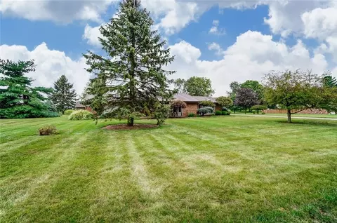 4062 Chico Ct, Springfield, OH 45502 photo 4
