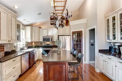 2860 Windy Ridge Dr, Springfield, OH 45502 photo 12