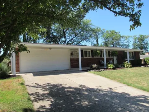 3127 E High St, Springfield, OH 45505 photo 1