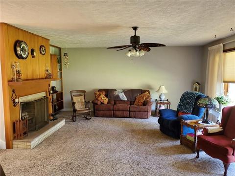 150 Meadow Ln, Springfield, OH 45505 photo 4