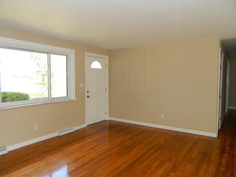 5643 Troy Rd, Springfield, OH 45502 photo 8